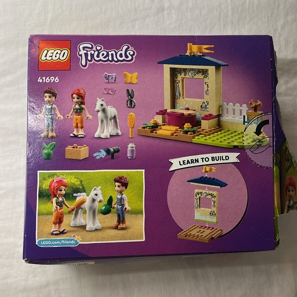 Lego Friends 41696 Pony Washing Stable - Picture 3 of 4